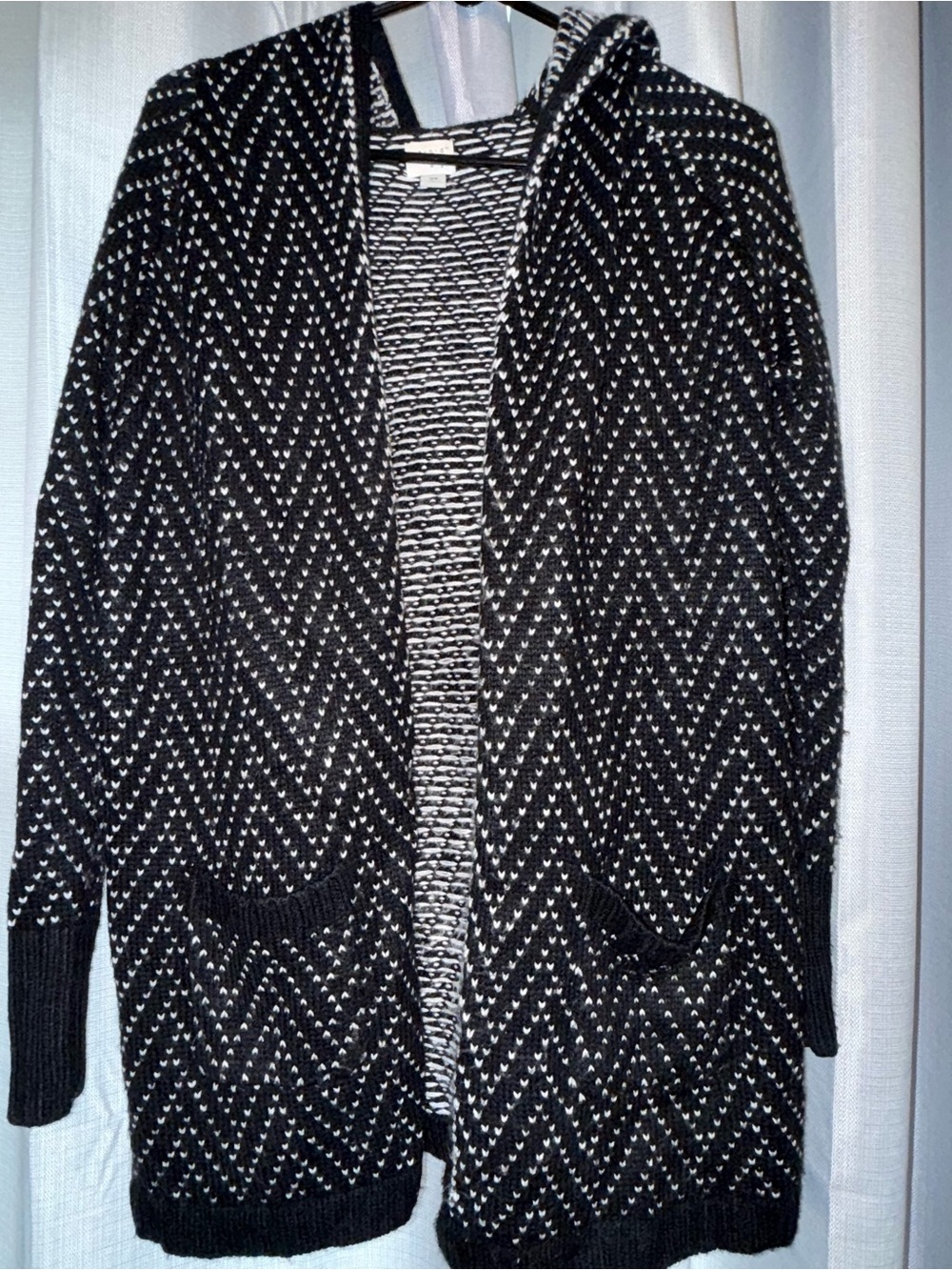 A NEW DAY Black & White Chevron Knit Open Cardigan Sweater